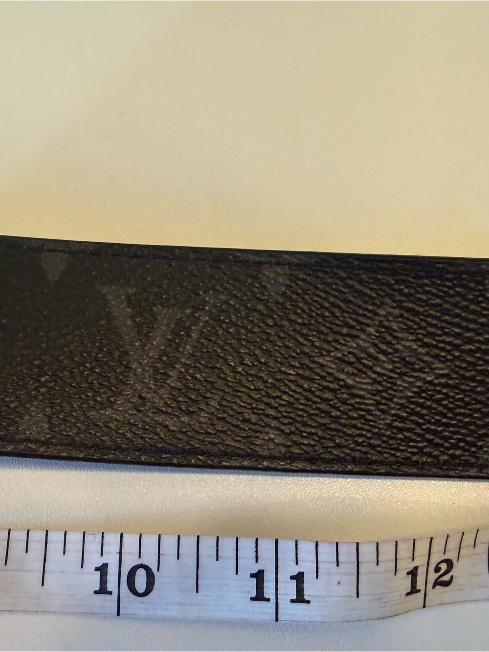 Louis Vuitton Black Leather Belt with Silver Toned LV Buckle - Picture 7 of 16